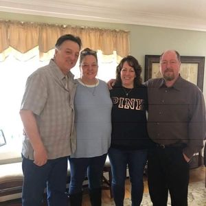 Meet your Posher, Sharon